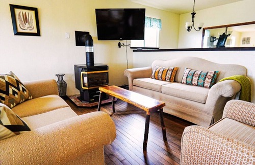 Tuolumne Resort | Ridge House 6/6 Private Retreat