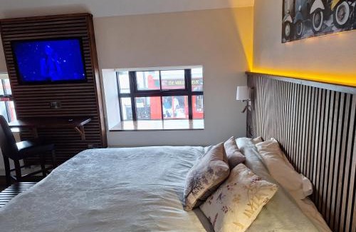 Cortober Hotel | Ridge-Rock Accommodation