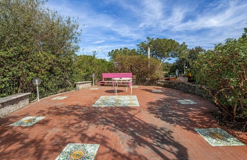 Ischia Porto Villa | Right in the center of Ischia, the ideal villa for comfortable exclusive vacations