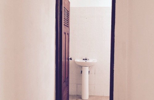 Forest Home Apartment | RIGHT IN THE MIDST OF ALL THE ACTION IN OLD PG BY THE SEA