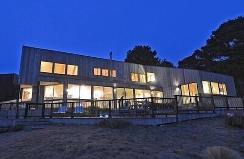 Stewarts Point House | RIGHT ON THE OCEAN BLUFF with Romance and Luxury: When ONLY THE BEST Will Do.
