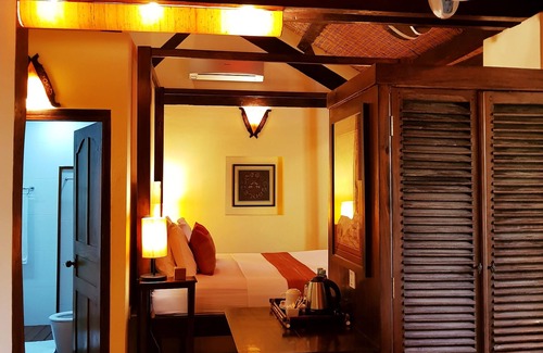 Kampot Hotel | Rikitikitavi