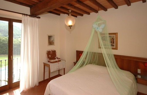 Dicomano Apartment | Rimaggio 1 - Vacation Rental with swimming pool in Mugello, Tuscany
