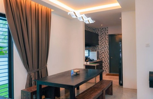 Jenjarom House | Rimbayu-20guest#Karoke#pooltable