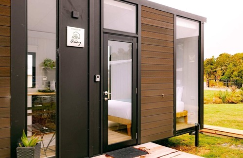 Hokitika House | Rimu View 1 by Tiny Away