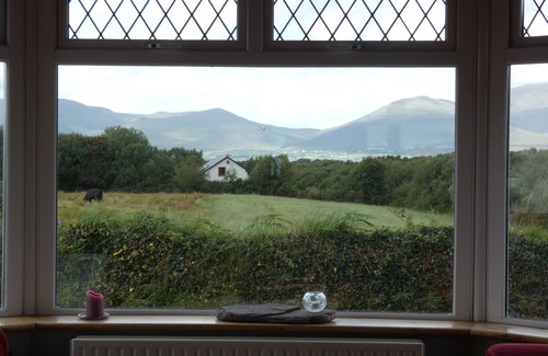 Killorglin House | Ring Of Kerry . Beautiful 3 Bed Home, Sleeps 7