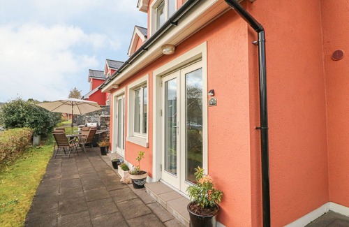 Kenmare Cottage | RING OF KERRY GOLF CLUB COTTAGE in Kenmare, County Kerry