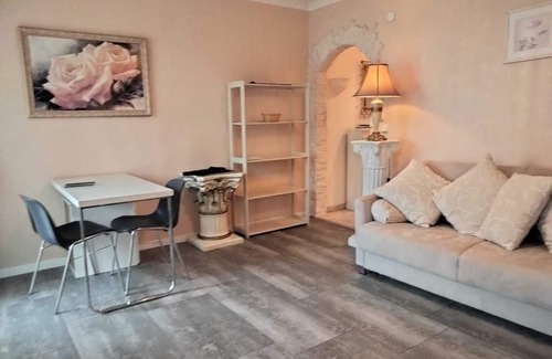 Neumuenster House | Ringstraße 15 W2 - 1 bedroom with balcony and parking space