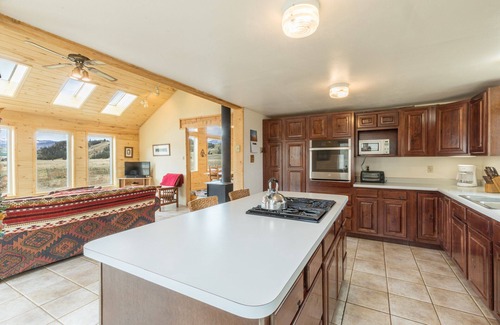 Creede Cabin | Rio Grande River and Mountain Views-Pet Friendly-River Access