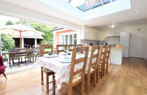 Walberswick Cottage | RIPPLEWAY, WALBERSWICK, pet friendly, with open fire in Walberswick