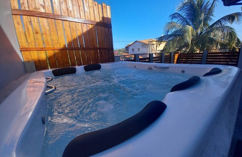 Itaipuacu House | RiqueHouse: House with Hydro 500m from the beach