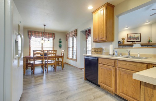 Egg Harbor Condo | 'Rise and Shine in Door County!' Egg Harbor Haven