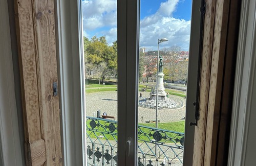 Pena Apartment | RITA'S PLACE - historic center: charming flat on garden square, 400m from Baixa de Lisboa