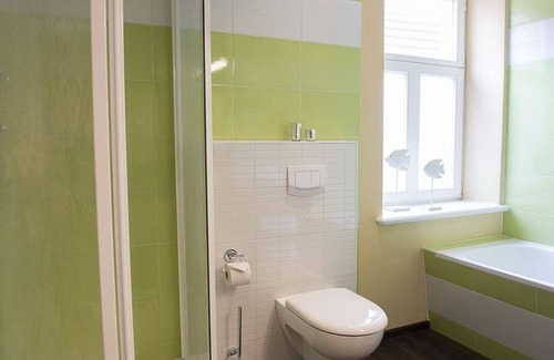 Stolpe Apartment | Ritter Florin WF-44 - The West Wing Ritter Florin WF-44 Holiday apartment with