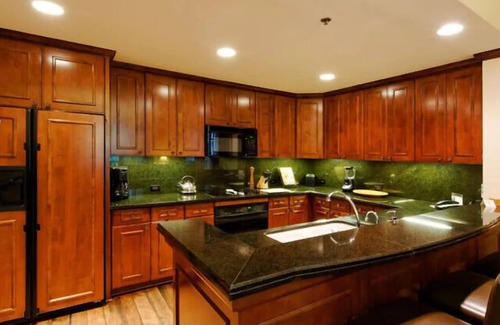 Aspen Apartment | Ritz Aspen - Mar 9-16 ‘24 available