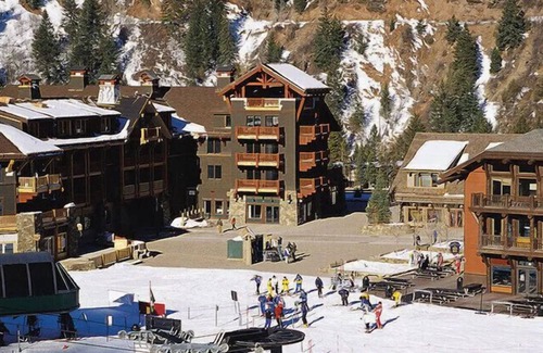 Aspen Apartment | Ritz Aspen - Mar 9-16 ‘24 available