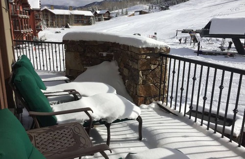 Aspen Apartment | Ritz Aspen - Mar 9-16 ‘24 available