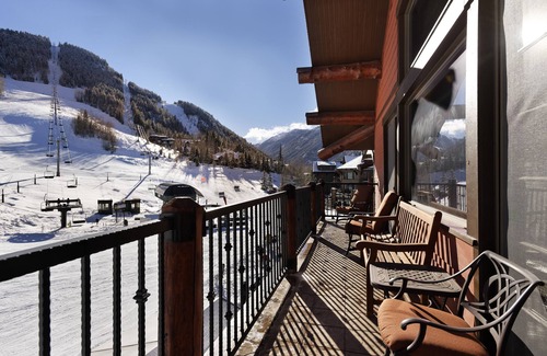 Aspen Condo | Ritz Carlton Residences Ski In Out LUX 2 Bedroom 2.5 Bth Kitchen WD Pool Spa Gym