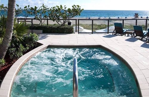 Singer Island Condo | Ritz-Carlton Singer Island, Palm Beach-Elegant Private Beachfront