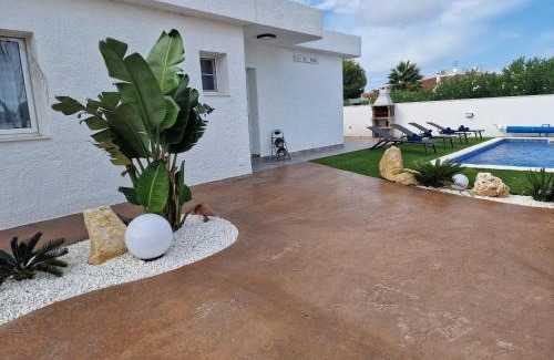 Riumar House | Riumar "Del Perro", 300m to beach, private pool, On-Site-Service, dog beach