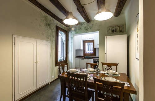 Santa Croce Apartment | Riva De Biasio Charming Apartment R&R
