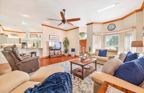 LaBelle House | River Bank Hideaway, "Go With The Flow" RIVERFRONT 3 Acres- "Heated Pool/Spa"
