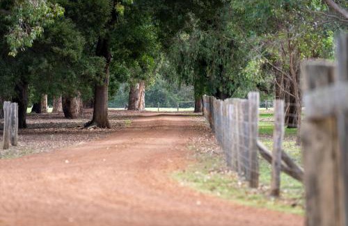 Jalbarragup House | River Bend Retreat I Private Properties