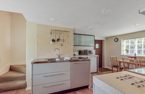 Dorchester Cottage | River cottage sits in a pretty rural setting with its own enclosed garden
