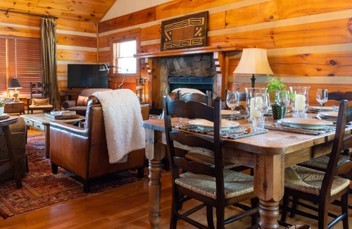 Boone Cabin | River Daze - Pet friendly log cabin near Boone with hot tub, firepit, & private river access!