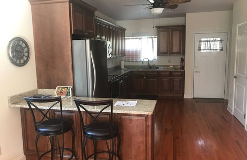 Chattanooga Condo | River Gorge Condo! Mountain and River Views! 10 minutes from Downtown Chatt!