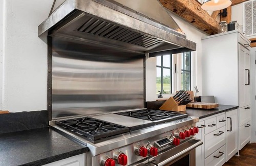 Blanco House | River Hill Ranch, Pet friendly, Firepit, Sleeps 10