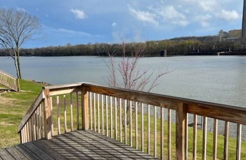 Decatur House | River House with AC and WiFi in welcoming Ripley, Ohio