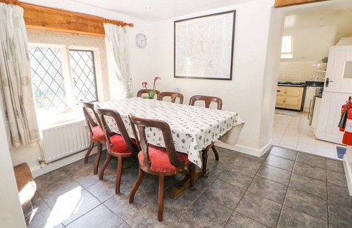 Newton Grange Cottage | RIVER LODGE, pet friendly, with open fire in Ilam, Staffordshire