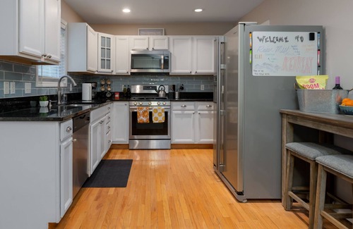 Woodfin House | River Mist Retreat 5 minutes to Downtown Asheville