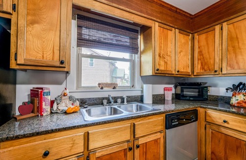Town Creek Cabin | River Rendezvous - Doublehead