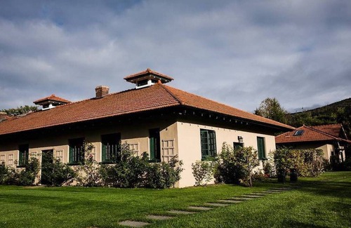 Manchester House | River Road Farm: A Morgan Horse Barn Turned Luxe Escape