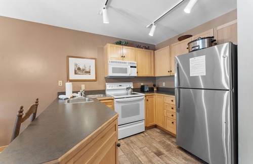 River Run Condo | River Run Condo, Mountain Views, Short Walk to Lifts/Shops/Dining