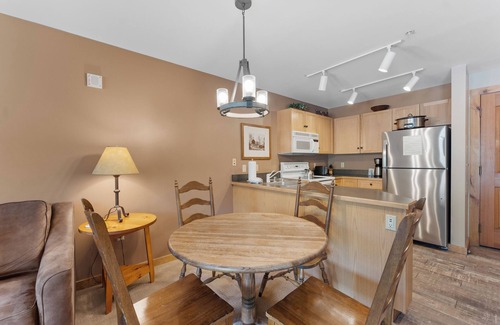 River Run Condo | River Run Condo, Mountain Views, Short Walk to Lifts/Shops/Dining