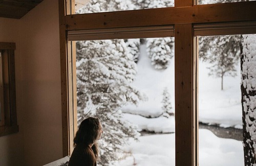 Aspen Cabin | River's Edge | Experience Maroon Bells @ T-Lazy 7