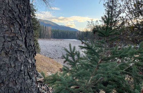 Clearwater House | River's Edge Retreat | RV Site 4- Full Service