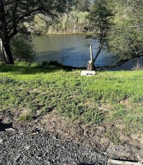 Grants Pass House | River's Edge Retreat/Close I-5