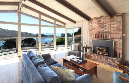 Jenner House | 'River Seascape' Views River Estuary to Pacific Ocean In Village of Jenner