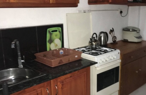 Kandy Apartment | River Valley Holiday Retreat -Upper floor 2 BR Apt