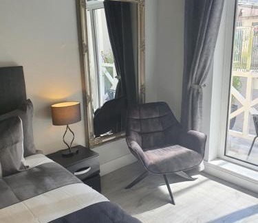 Cork City Centre Apartment | River View Apartment Suite