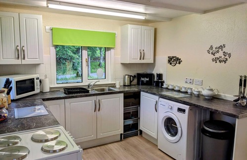 Tummel Bridge Cottage | River View Cottage in Perthshire