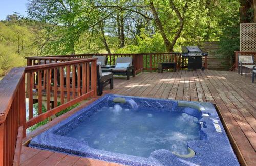 Healdsburg House | River View Lodge A Wine Country Escape
