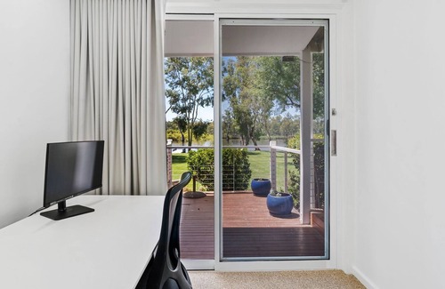 Bundalong House | River Views located on the golden mile at Bundalong