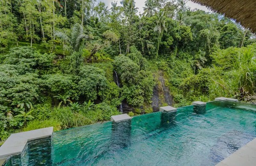 Kemenuh Villa | River Villa II: Villacellabella Insta-worthy