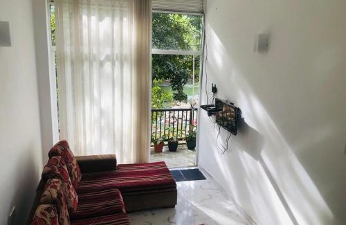 Kandy Apartment | River Wave