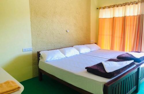 Devikolam House | Riverbench Homestay Munnar, Anaviratty